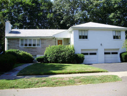 32 Littlefield Rd, Newton, MA 02459 exterior