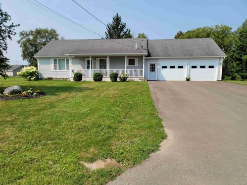 18 Porter St, Washburn, ME 04786 exterior