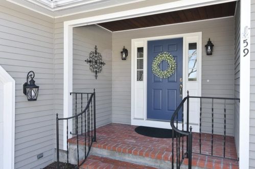 59 Autumn Dr, North Kingstown, RI 02852 exterior