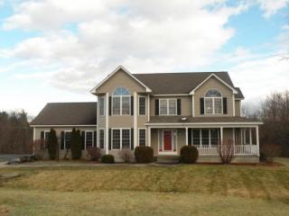 354 Ledgewood Dr, Williston, VT 05495 exterior