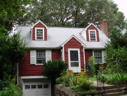 21 Wallace St, Newton, MA 02461 exterior