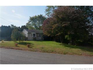 51 Orchard Dr, Uncasville, CT 06382 exterior