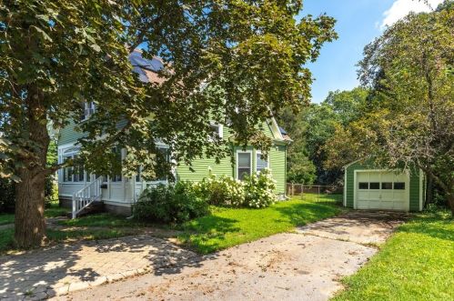 8 Summer Hill Rd, Maynard, MA 01754 exterior
