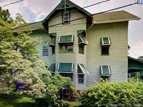 472 Main St, Meriden, CT 06451 exterior