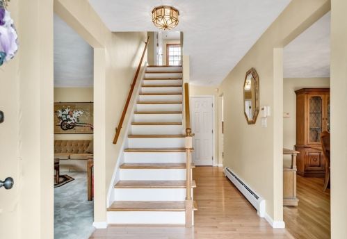 98 Huntington Rd, Milton, MA 02186 exterior