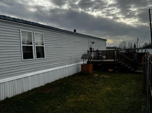 134 E St, Pittsfield, ME 04967 exterior