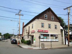7 Border St, Newton, MA 02465 exterior