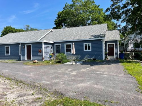 19 Winslow Ct, Bath, ME 04530 exterior