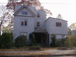 992 Beacon St, Newton, MA 02459 exterior