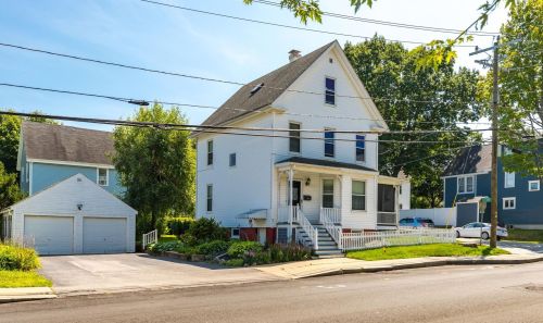 508 Dennett St, Portsmouth, NH 03801 exterior