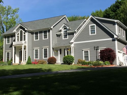 73 Spring St, Shrewsbury, MA 01545 exterior