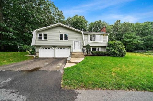 20 Old Colony Dr, Weymouth, MA 02188 exterior