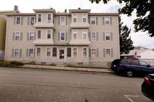 181 Division St, Fall River, MA 02721 exterior