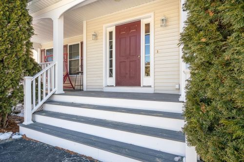 38 Hibiscus Way, Nashua, NH 03062 exterior