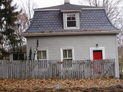 115 Newtonville Ave, Newton, MA 02458 exterior