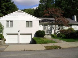 11 Ruane Rd, Newton, MA 02465 exterior