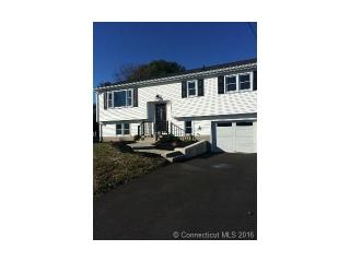 9 Marlin Dr, Pawcatuck, CT 06379 exterior