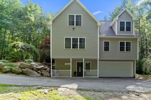 555 Mowry St, Burrillville, RI 02830 exterior