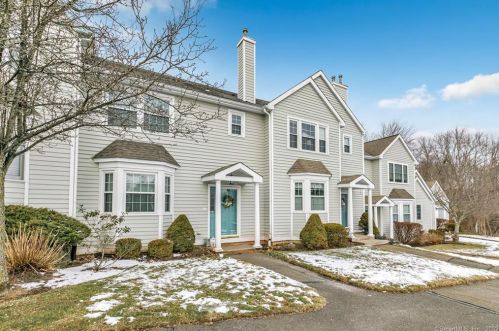 3 Munson Dr, Wallingford, CT 06492 exterior