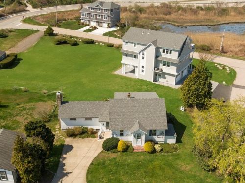 91 Sand Hill Cove Rd, South Kingstown, RI 02882 exterior