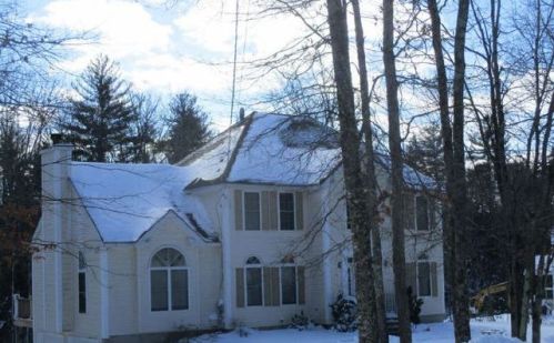 9 Jade Dr, Danville, NH 03819 exterior