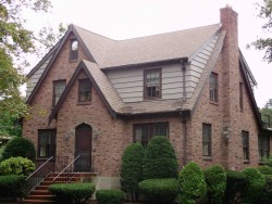 820 Chestnut St, Newton, MA 02468 exterior