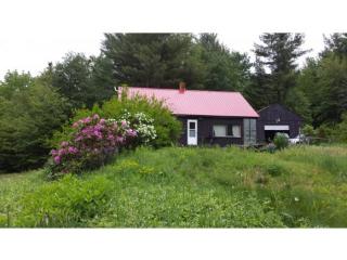 20 Macdonald Ln, Rumney, NH 03266 exterior