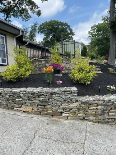 18 Haslam St, North Providence, RI 02904 exterior