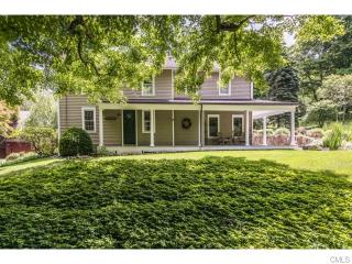 560 Judd Rd, Bridgeport, CT 06612 exterior