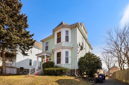 34 Selden St, Roxbury-Xing, MA 02124 exterior