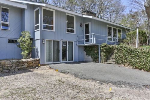 160 Hillside Dr, Centerville, MA 02632 exterior