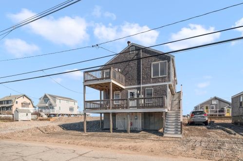 176 Central Ave, Marshfield, MA 02050 exterior