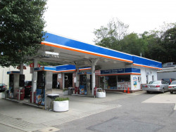 732 Beacon St, Newton, MA 02459 exterior