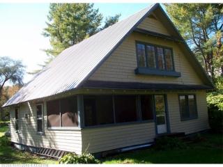 40 Olive St, Madison, ME 04950 exterior