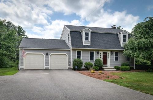2 Lakeview Cir, Sutton, MA 01590 exterior