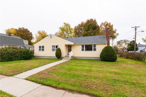 351 Nott St, Hartford, CT 06109 exterior
