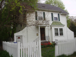 723 Beacon St, Newton, MA 02459 exterior