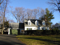 108 Devonshire Rd, Newton, MA 02468 exterior