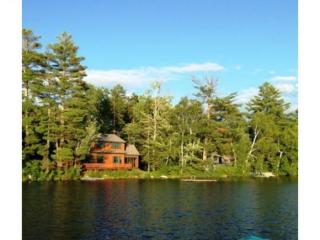 24 Memory Ln, Whitefield, NH 03598 exterior