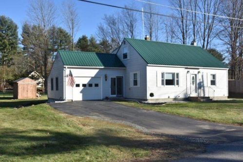 203 Meadow Lark Ln, Pembroke, NH 03275 exterior