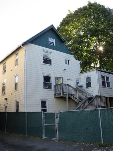 90 Congress Ave, Waterbury, CT 06708 exterior