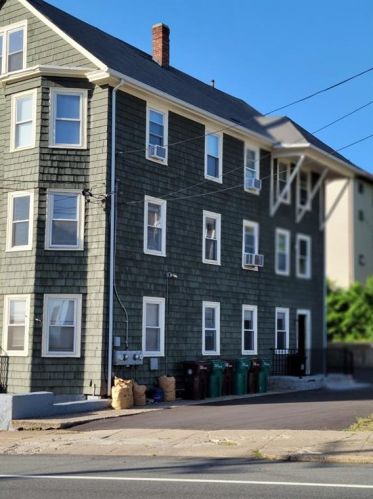 412 Cumberland Hill Rd, Woonsocket, RI 02895 exterior