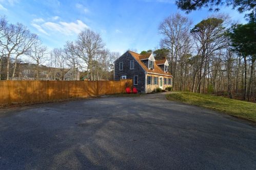 1531 State Rd, Plymouth, MA 02360 exterior