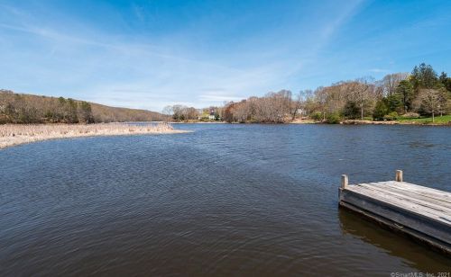 21 Talcott Farm Rd, Lyme, CT 06371 exterior