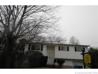 70 Flower Dr, New Haven, CT 06518 exterior