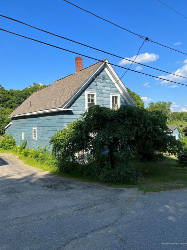 123 Starling St, Farmington, ME 04938 exterior