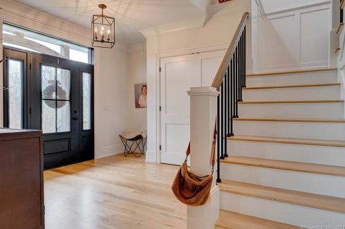 445 Wheeler Rd, Stonington, CT 06378 exterior