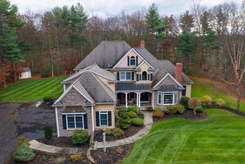 85 Fox Run Rd, Bolton, MA 01740 exterior