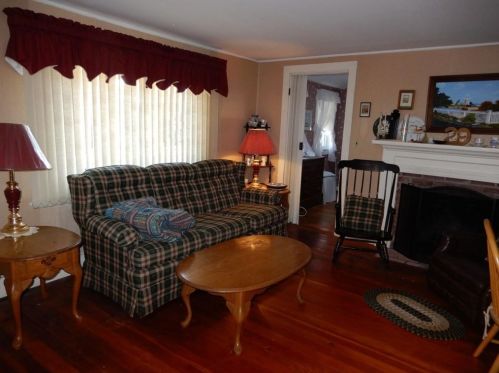 22 Powhatan Rd, Yarmouth, MA 02664 exterior