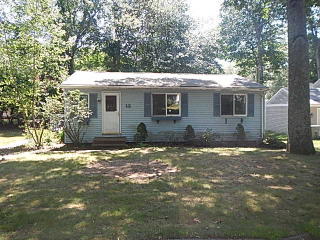 13 Osprey Ln, Niantic, CT 06357 exterior